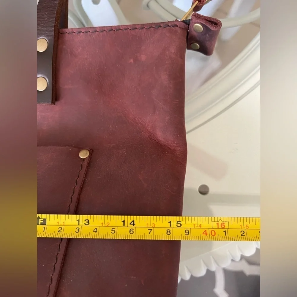 Portland  hand made Leather Medium Classic Tote in Cognac - Picture 10 of 13